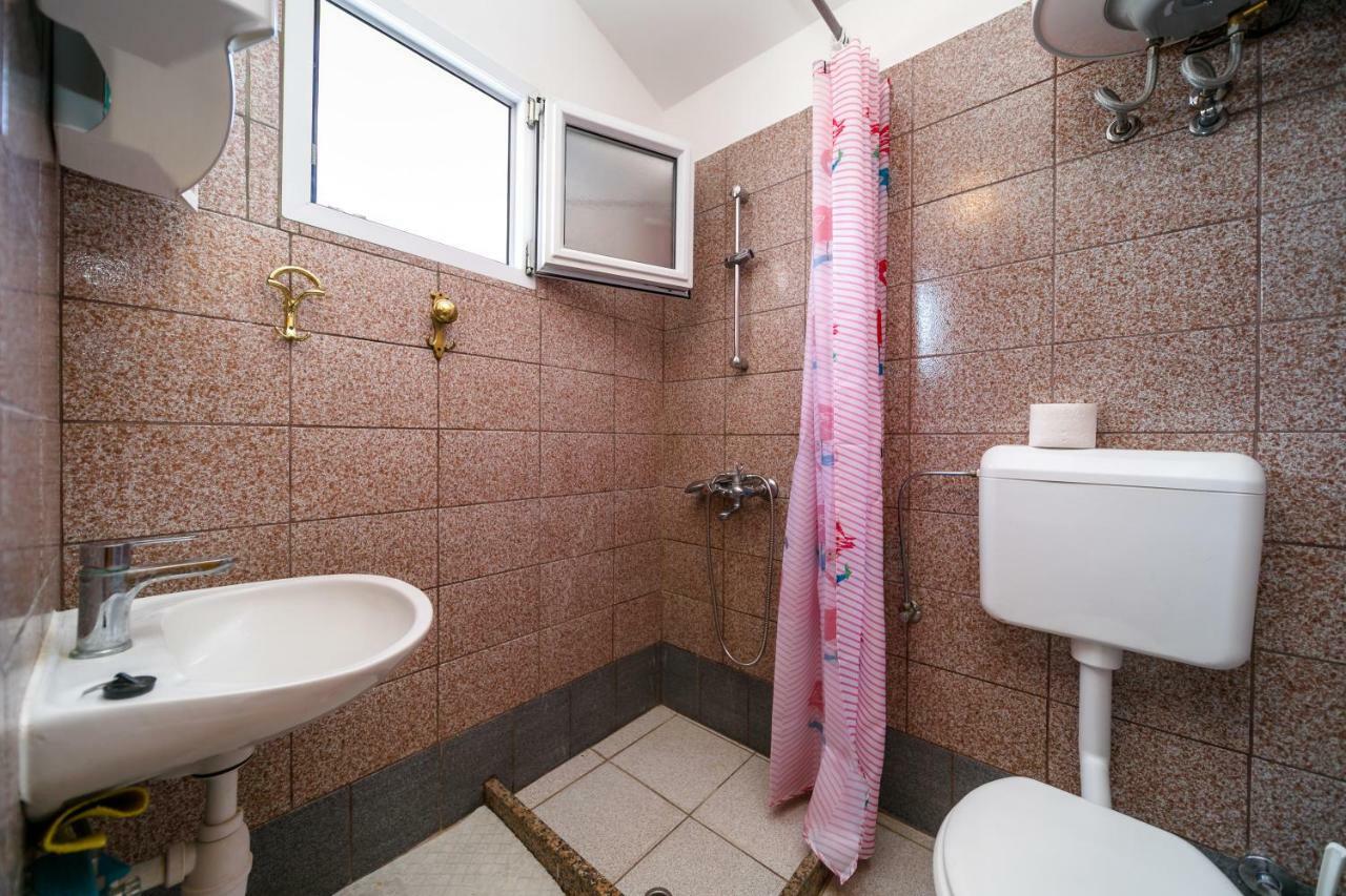 Apartament Marie i Nikola Krk Town Zewnętrze zdjęcie