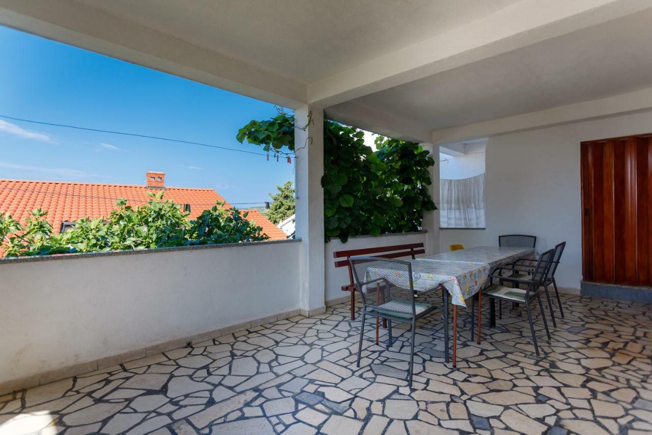 Apartament Marie i Nikola Krk Town Zewnętrze zdjęcie